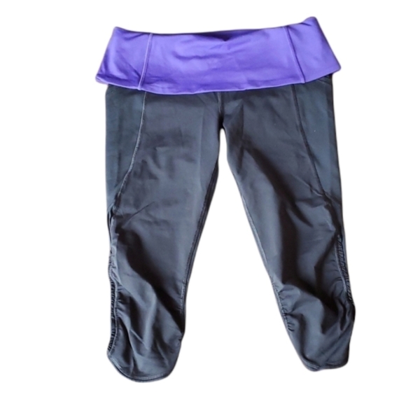 Lululemon  Women Athletic running capri leggings pants sz 4 - Picture 1 of 10